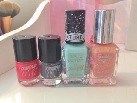 Make Up Clear Out: Eyes & Nails