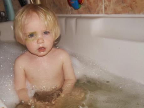 Tyne's First Painting Session! #Persilstainmagic