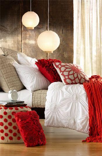 Neutrals + a pretty pop of red. loving all of this gorgeous texture and those lanterns!