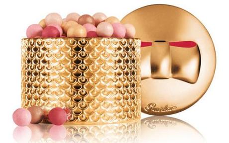 Guerlain-Christmas-2014-2015-Un-Soir-a-L’Opera-Meteorites-Perles-D’Etoile