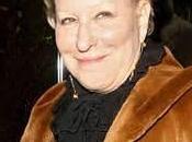 Hollyweird Hypocrite: Bette Midler Leads Eco-friendly Lifestyle