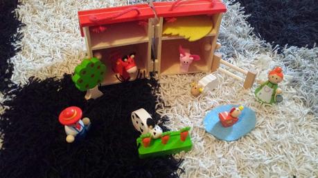 Tobar Wooden Farm Set