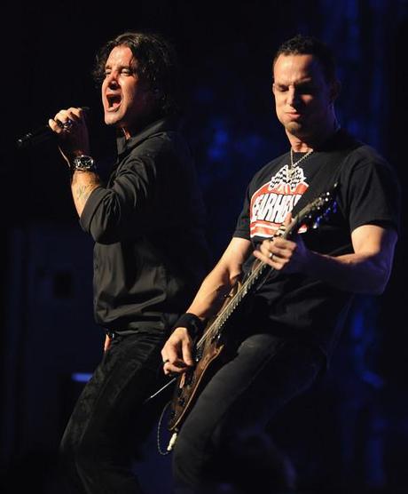 Tremonti trying to help Creed's Stapp