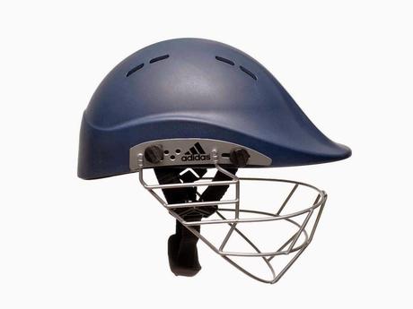 some Cricketing injuries - Sandip Patil ear and Stuart Broad nose .. helmet !!