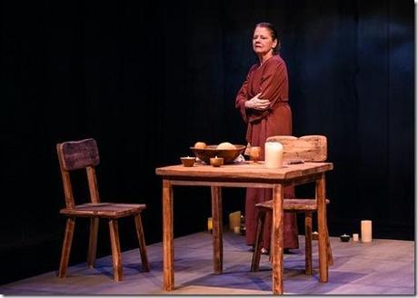 Review: The Testament of Mary (Victory Gardens Theater)