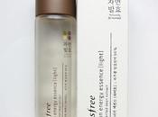 Review: Innisfree Soybean Energy Essence (Light)