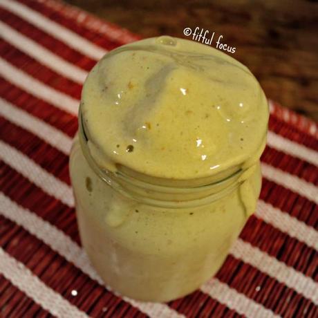 Merry Matcha Melon #Smoothie via Fitful Focus #vegan #glutenfree #recipe