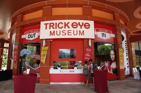 What to Do in Sentosa: Trick Eye Museum Singapore