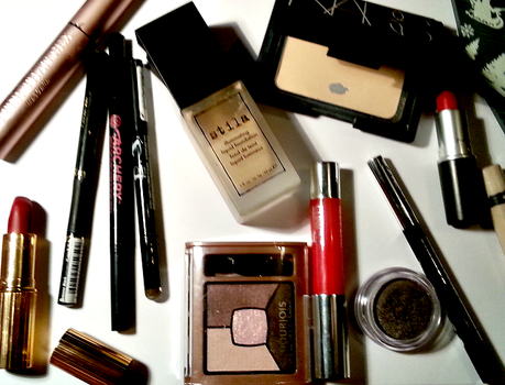 Blogmas Day 3 - Christmas Party Beauty Essentials