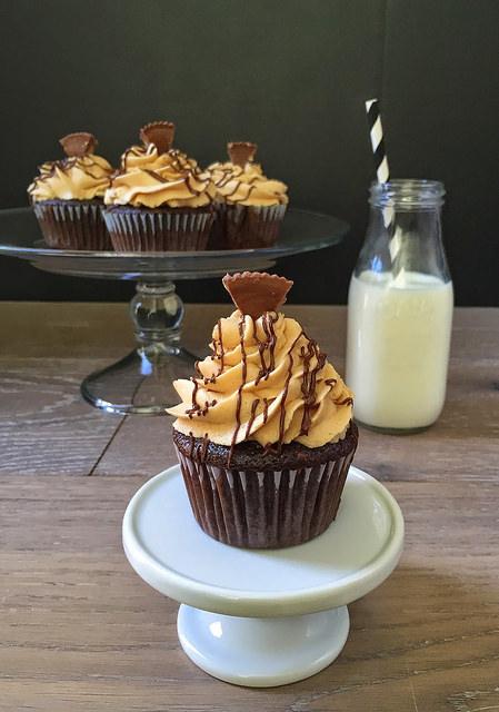 Peanut Butter Cup Cupcakes and Cashew Butter Option