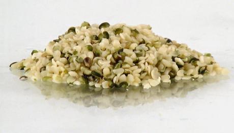 The great seed debate of 2014 - Chia seeds vs Flax seeds vs Hemp seeds