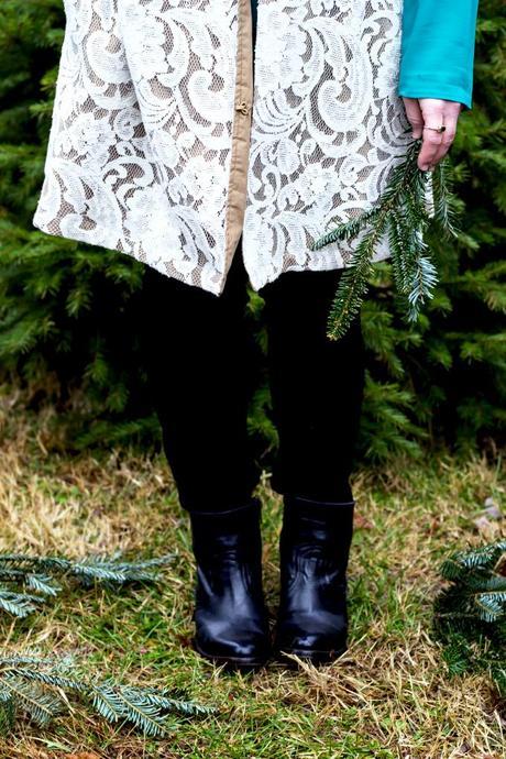 Vintage Holiday Fashion // Freebird, Paige Denim, & Zappos