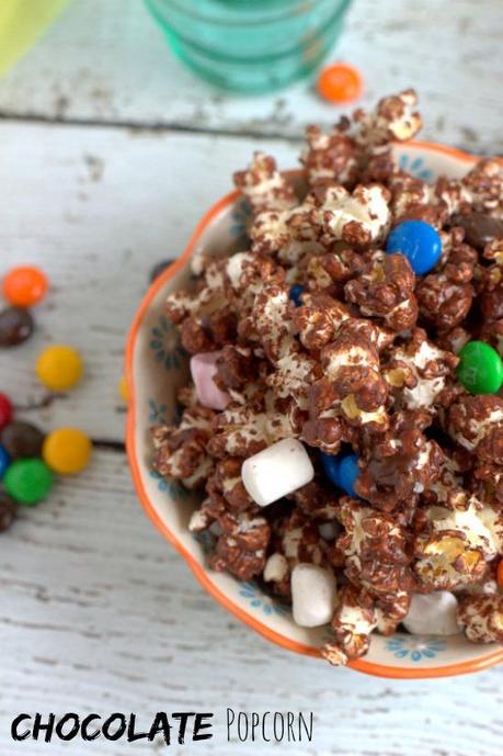 Chocolate Coated Popcorn.  Super quick to throw together & great for kid's parties.  |  thecookspyjamas.com  