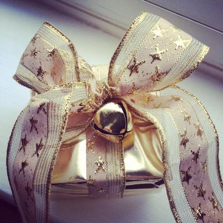 The Art of Glamorous Gifting IMG 4270 1024x1024