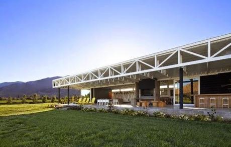 build | multifunctional space in chile