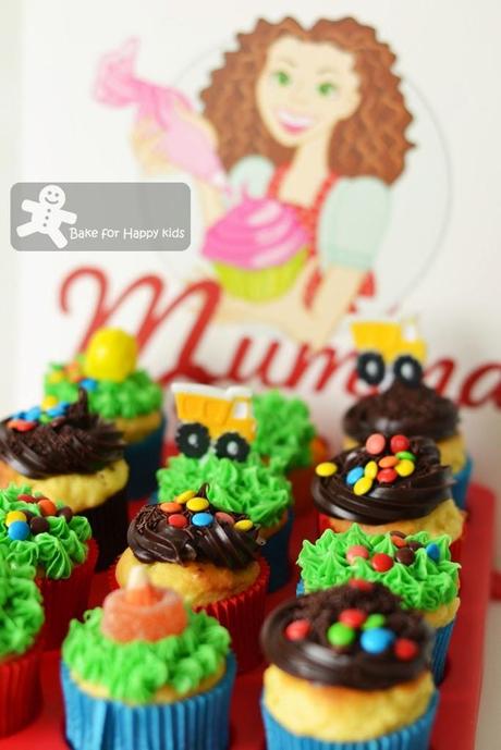 A DIY Cake Kit from Mumma's Cakes and lots of Giveaways!