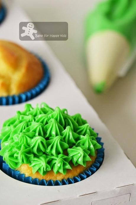 A DIY Cake Kit from Mumma's Cakes and lots of Giveaways! A DIY Cake Kit from Mumma's Cakes and lots of Giveaways!