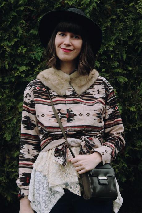 Don't Neglect Your Button Ups: New Ways to Wear Your Collared Shirts new-old-fashion-vintage-etsy-winter-outfit