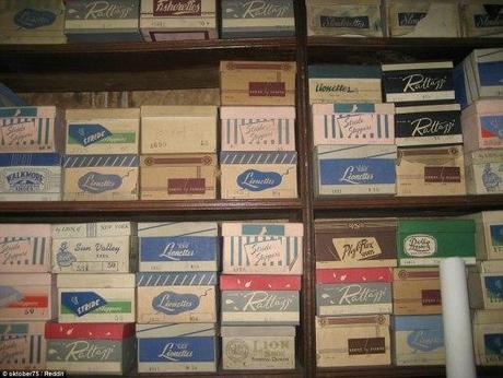 vintage shoe boxes