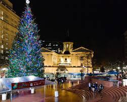 pioneer courthouse square christmas tree