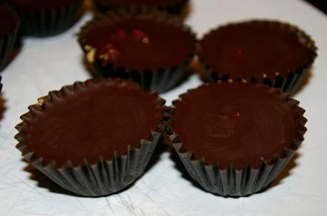 Making raw CHOC Chick!