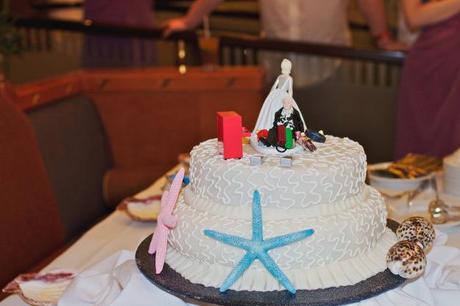 Cruise ship wedding cake