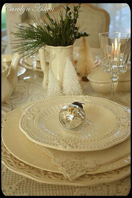 CHRISTmas Series Part 2: Christmas Tablescapes That Will Definitely Wow Your Guests!!!