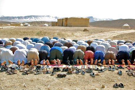 The Friday Prayer in the desert - © Giulia Cimarosti 