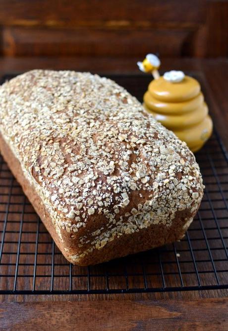 No Knead Honey Oat Bread