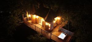 quirky accommodation with canopy and stars monbazillac-at-night-2_cs_gallery_preview