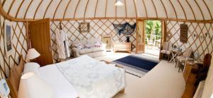 quirky accommodation with canopy and stars yurt-51-out-of-the-door_cs_gallery_preview