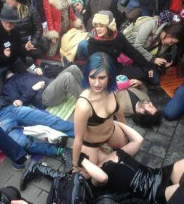 That Was the Week That Was (#450) face sitting