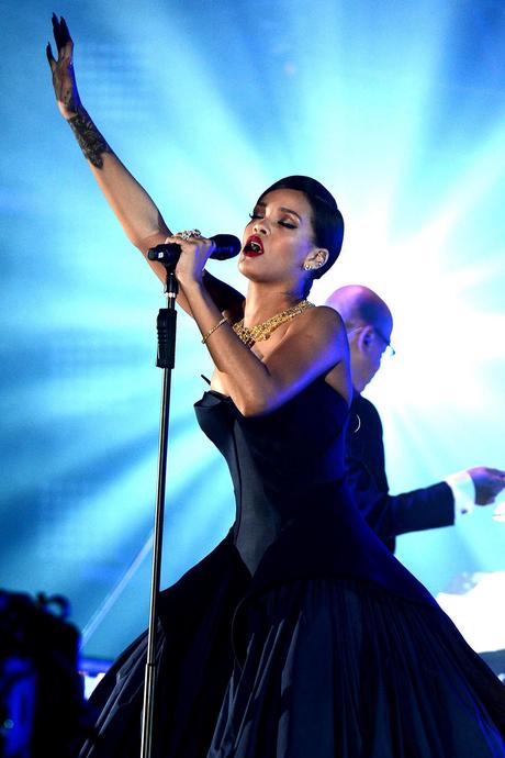 Rihanna Performs Medley of Hits at Diamond Ball with Full Orchestra