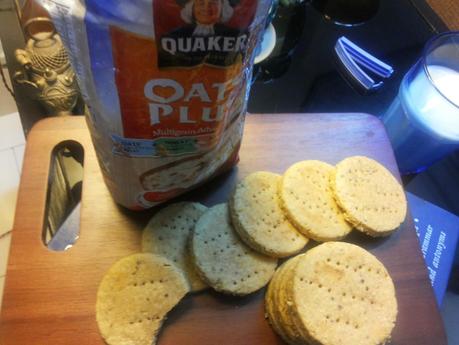 Digestive Biscuits-Quaker Oats Plus with Whole Wheat Flour /Atta