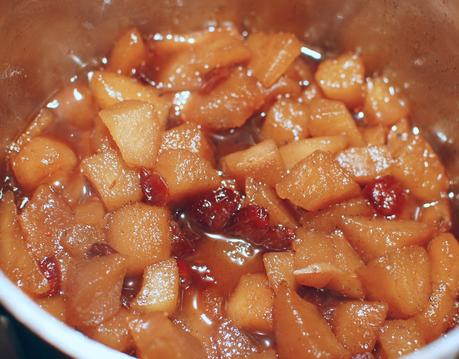 Spicy Foraged Pear Chutney