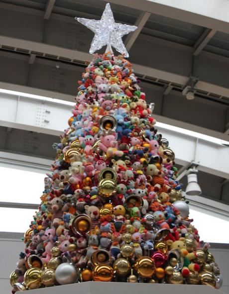 Top 10 Christmas Trees Made From Cuddly Toys