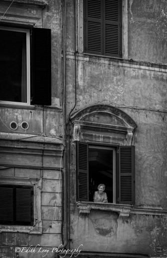 Italy, Rome, Trastevere, window, woman, black and white, monochrome, travel photography, street photography