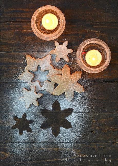 Chestnut maple snowflakes