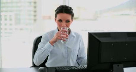 water-desk-hydrated