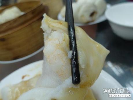 lin heung tea house prawn chee cheong fun close up