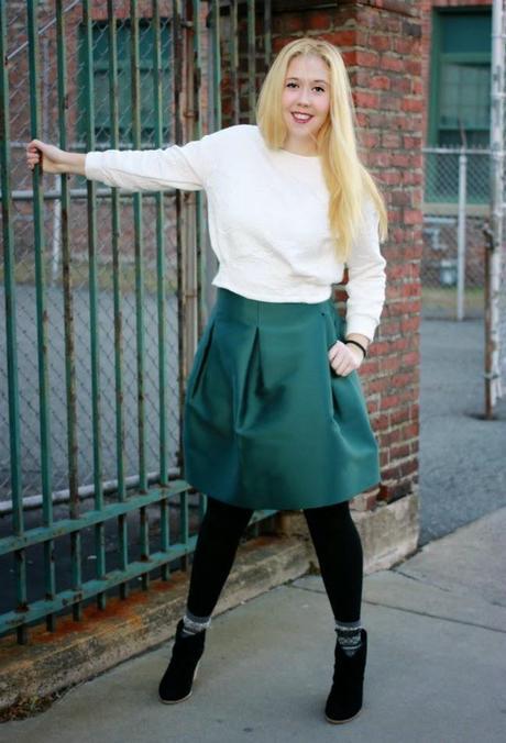 outfits, boston fashion, boston fashion blog, Holiday Party Outfit, Holiday Party Style, 424 Fifth, birdcage skirt, how to wear a bird cage skirt, how to wear a cropped sweatshirt