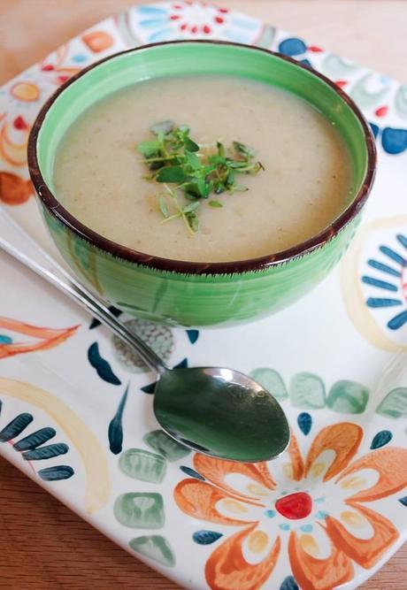 Velvety Cauliflower and Potato Soup with Fresh Herbs