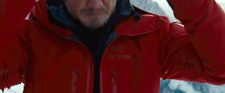 Aaron Cross’s Winter Attire in The Bourne Legacy The Arc'teryx logo, plainly visible on Cross' left chest.