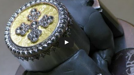 Watch: Awesome Video Showing How Jewelry is Made