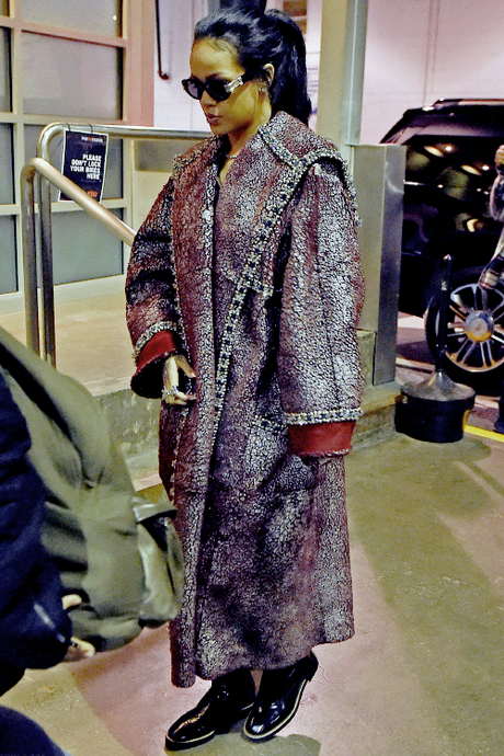 RIHANNA SPOTTED OUT AND ABOUT IN NEW YORK CITY