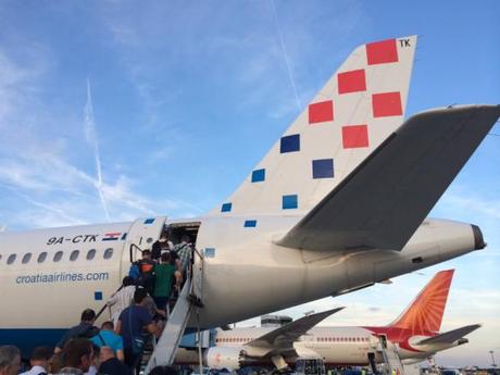013b95dc6d5f72a743c09897e59d14e154fb49f9a2 機内食 : フランクフルト ザグレブ・クロアチア航空ビジネスクラス / In flight meal・FRA ZAG, Cclass （Croatia Airlines)