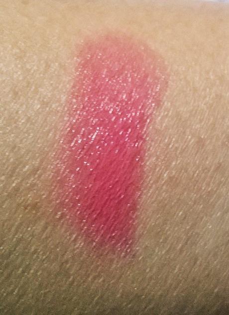 Oriflame The One Color Unlimited Lipstick in Pink Unlimited & Absolute Blush Oriflame The One Color Unlimited Lipstick in Pink Unlimited & Absolute Blush