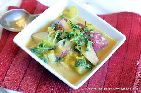 ~chunky red potato, green chile and white cheddar soup~