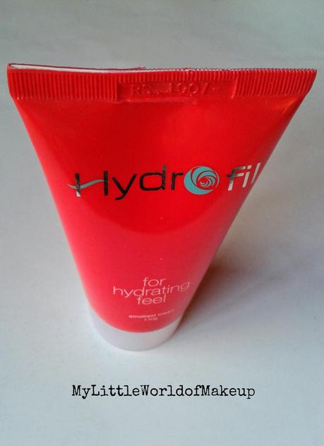 Ethicare Remedies Hydrofil Emolient cream for Hydrating Feel Review & Swatches