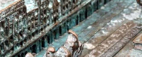 http://invisiblebordeaux.blogspot.fr/2014/08/sculptor-francois-didier-plans-reliefs.html